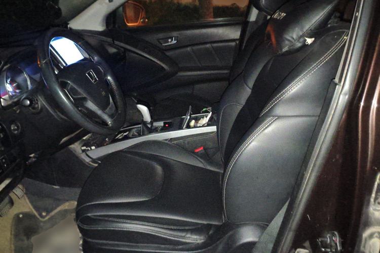 Used Luxgen U6 SUV 2014 2.0T ZhiZun Model
