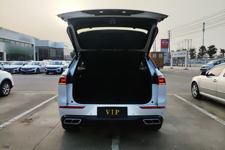 Used Volkswagen Tavendor 2024 380TSI All-Wheel Drive R-Line Cruise Edition