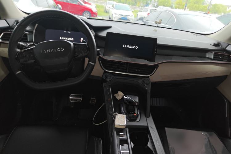 Used Lynk & Co 06 2021 1.5T Shero Pink Special Edition
