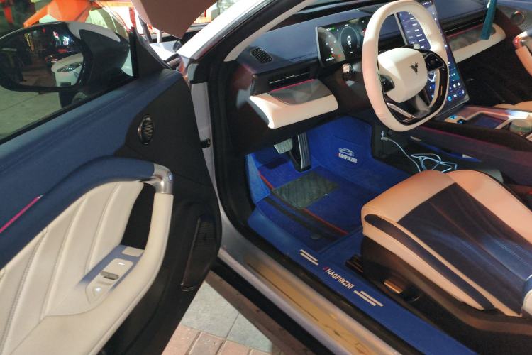 Used NETA GT 2023 580 AWD Driver Seat