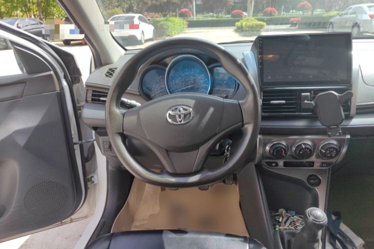 Used Toyota YARiS L Zhi Xuan 2014 1.3E Manual Charm Edition
