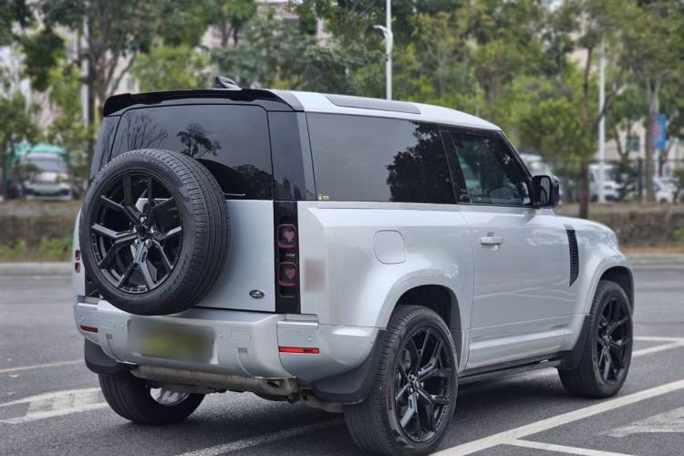 Used Land Rover Defender 2023 Facelift 90 3.0T P400 XS