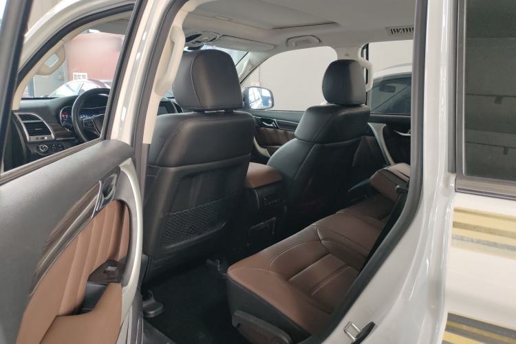 Used Haval H9 2017 2.0T Gasoline 4x4 Luxury 7-Seater