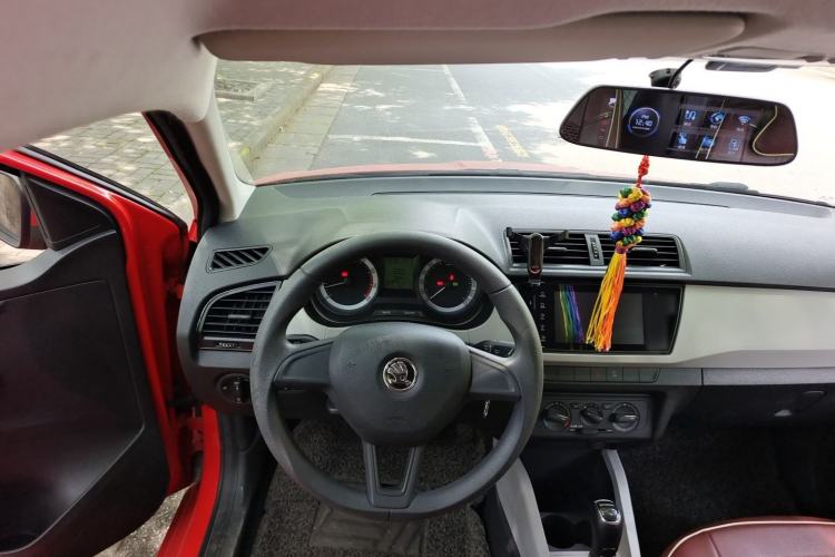 Used Skoda Fabia 2016 1.4L Automatic Car Enjoy Edition