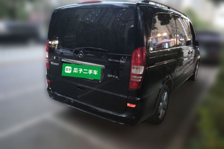 Used Mercedes-Benz Viano 2013 3.0L Hospitality Edition