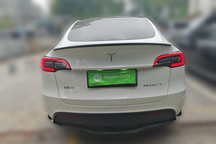 Used Tesla Model Y 2024 Rear-Wheel-Drive Version
