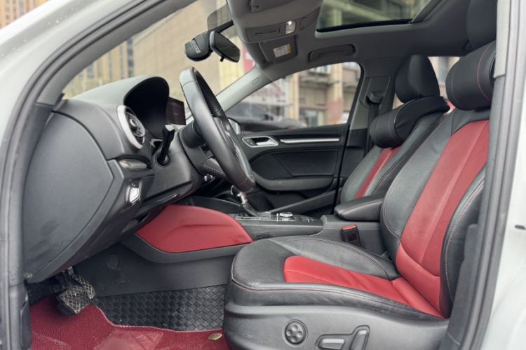 Used Audi A3 2018 30th Anniversary Edition Limousine 35 TFSI Style Model Interior 6