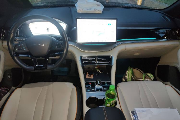 Used BYD Song PLUS New Energy 2023 Champion Edition EV 520KM Prestige Model
