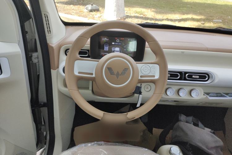 Used Wuling Hongguang MINIEV 2024 3rd Generation 215km Youth Edition
