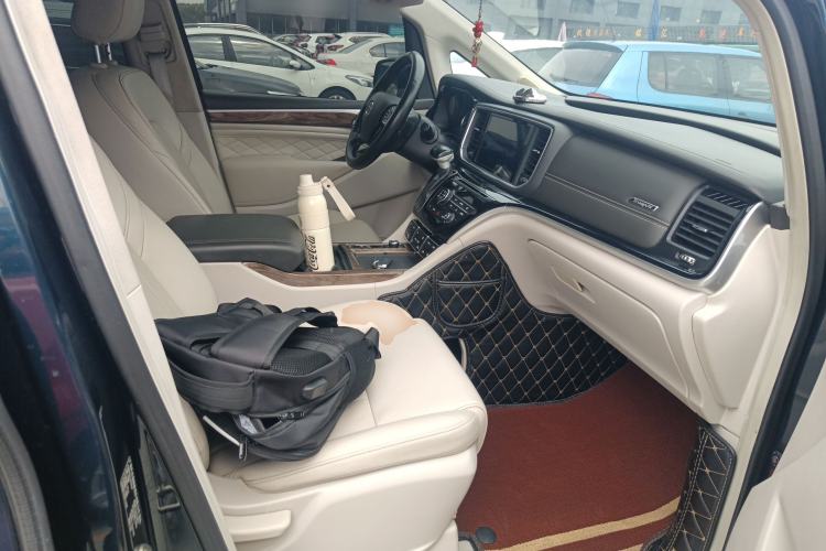 Used GAC Trumpchi M8 2018 320T Luxury Edition
