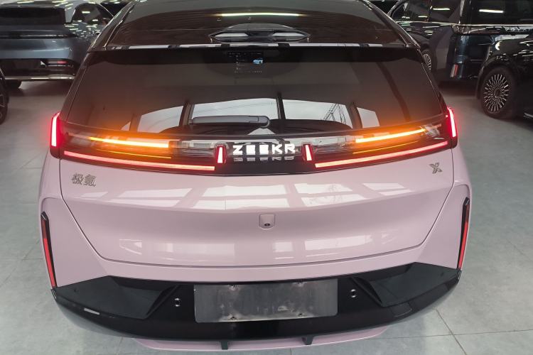 Used Zeekr X 2025 Four-Seater Rear-Drive Cube Version
