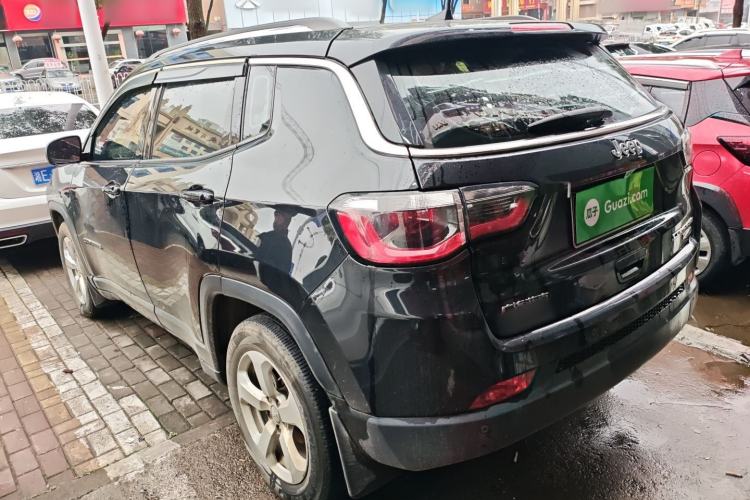 Used Jeep Compass 2017 200T Automatic Family Edition
