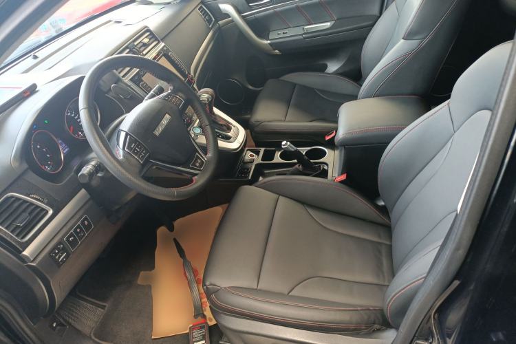 Used Haval H6 2015 Sport Edition 1.5T Automatic Two-Wheel Drive Luxury Model