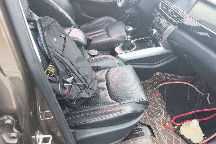 Used Zotye Domy X5 2017 Upgraded Model 1.5T Manual Luxury Edition
