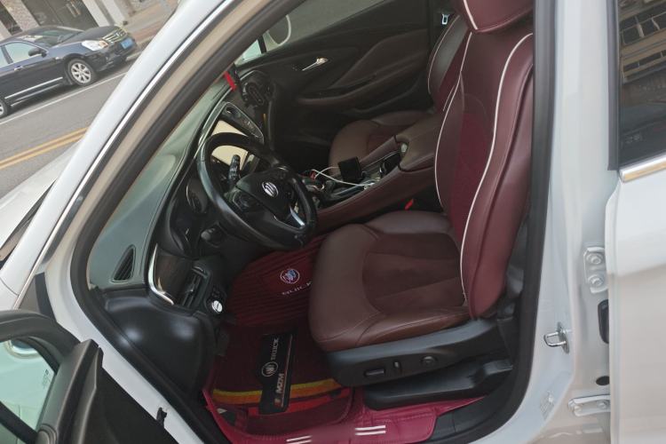 Used Buick Envision 2016 20T Two-Wheel-Drive Elite Model
