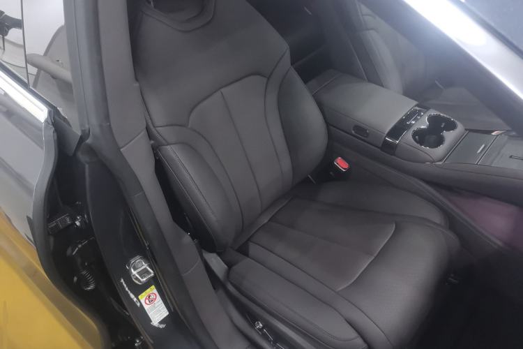 Used Denza Z9 2024 1100 km Four-Wheel Drive Max Version