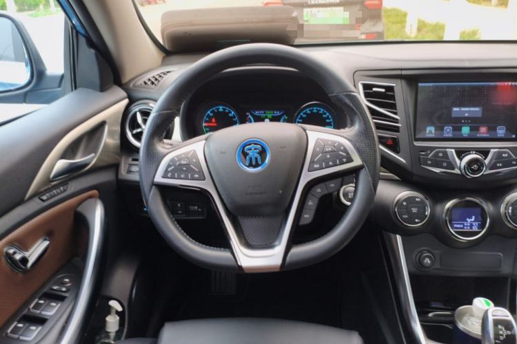 Used BYD Song New Energy 2017 Song EV300 Prestige Model Steering Wheel