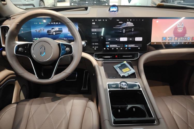 Used Hima AITO M9 2024 Range-Extended Ultra Version 52 kWh 5-Seater Model Center Console