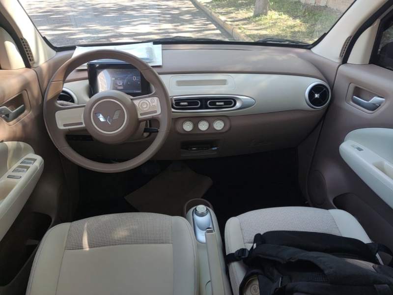 Used Wuling Hongguang MINIEV 2025 Four-Door Version Advanced Edition — 9