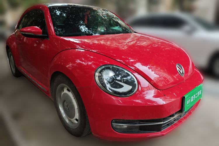 Used Volkswagen Beetle 2015 180TSI model
