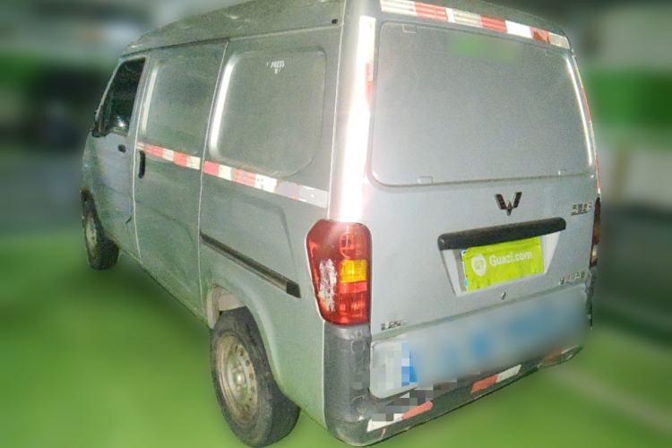 Used Wuling Zhiguang 2020 1.2L Van Utility Model China VI Emission Standard 2 Seats LSI