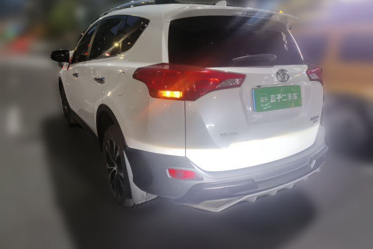 Used Toyota RAV4 2015 2.5L Automatic 4x4 Elite Edition
