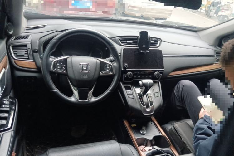 Used Honda CR-V 2021 240TURBO CVT 2WD Fashion Edition Center Console