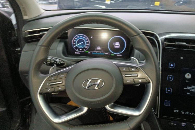 Used Hyundai Tucson 2022 Tucson L 2.0L Hybrid · Flagship Edition Steering Wheel