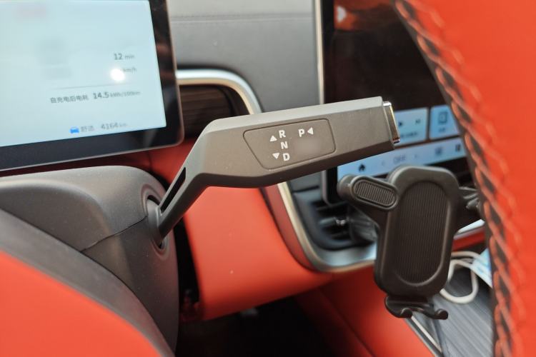 Used Dongfeng eπ eπ008 2024 636Max All-Electric Version 6 Seats Gear Lever