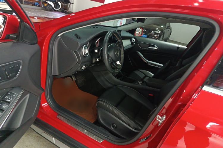 Used Mercedes-Benz GLA 2016 GLA 200 Fashion Model Driver Seat