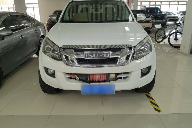 Used Isuzu D-MAX 2018 3.0T Four-Wheel Drive Automatic Ultra-Luxury Version 4JJ1-TC HI
