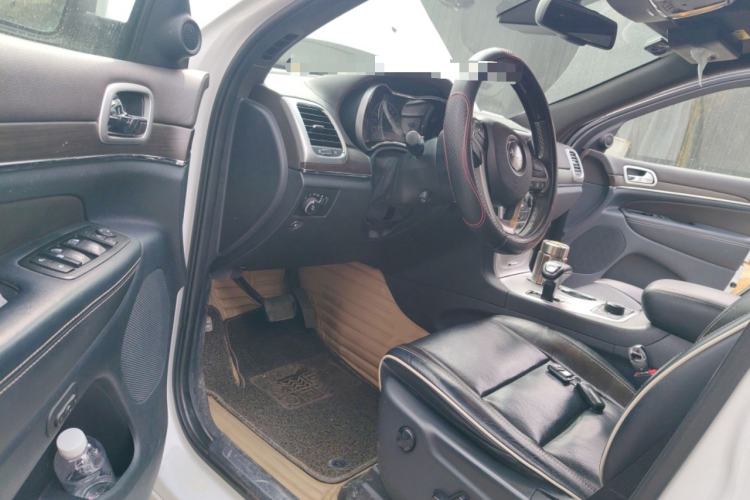 Used Jeep Grand Cherokee 2015 3.6L Luxury Navigation Edition