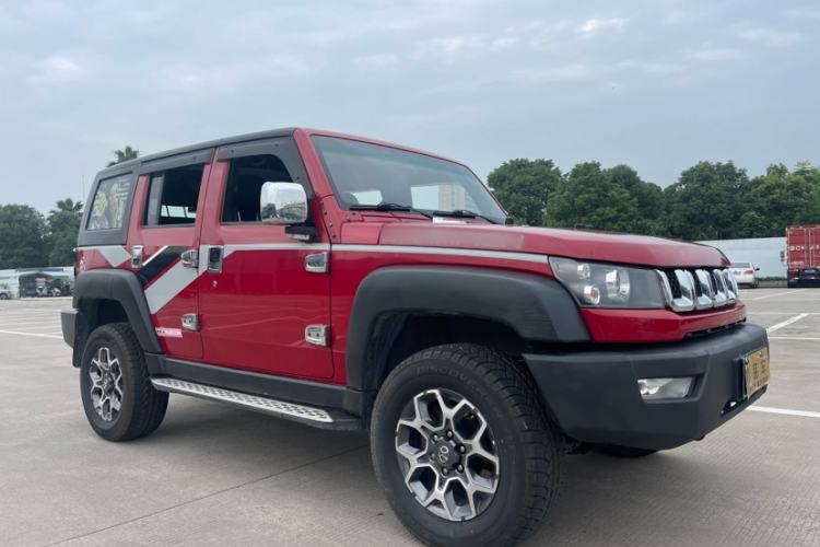 Used BAIC Off-Road BJ40 2017 40L 2.3T Automatic All-Wheel Drive Ring of the Tower Champion Edition
