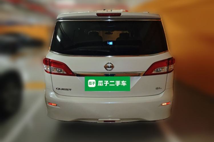 Used Nissan Quest 2015 3.5L SL Rear