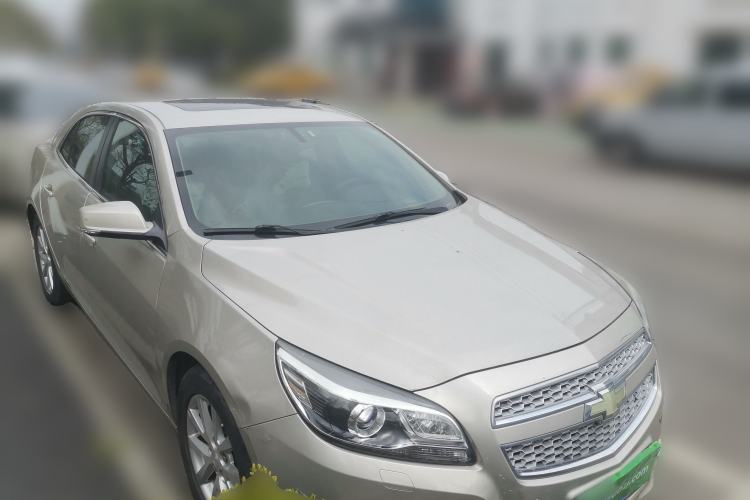 Used Chevrolet Malibu 2014 2.0L Automatic Luxury Edition Front Right 45 Deg