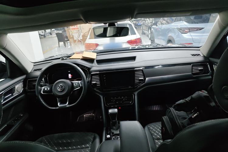 Used Volkswagen Teramont X 2020 Facelift 380TSI Four-Wheel Drive Luxury Edition Center Console