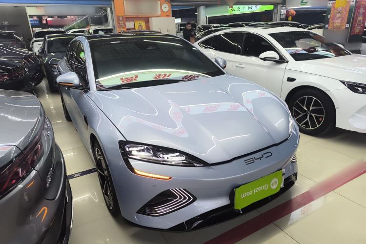 Used BYD Seal 2022 700 km Long-Range Rear-Wheel-Drive Version