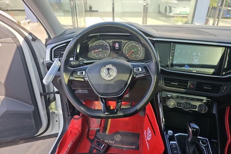 Used Volkswagen Tayron 2019 330TSI Two-Wheel Drive Luxury Model China VI Standard
