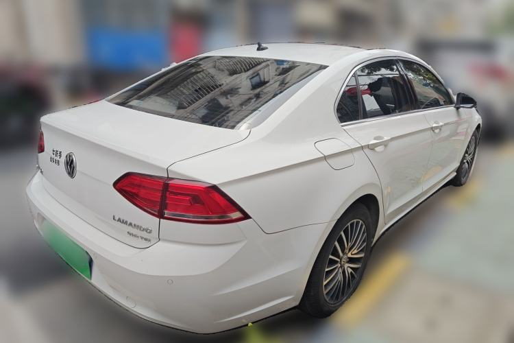 Used Volkswagen Lamando 2018 280TSI DSG Luxury Edition Rear Right 45 Deg