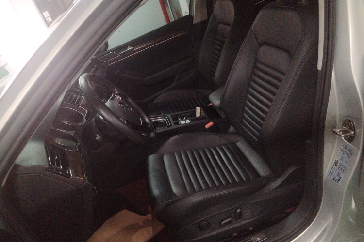 Used Volkswagen Magotan 2019 330TSI DSG Luxury Model China V Standard Left Front Seat