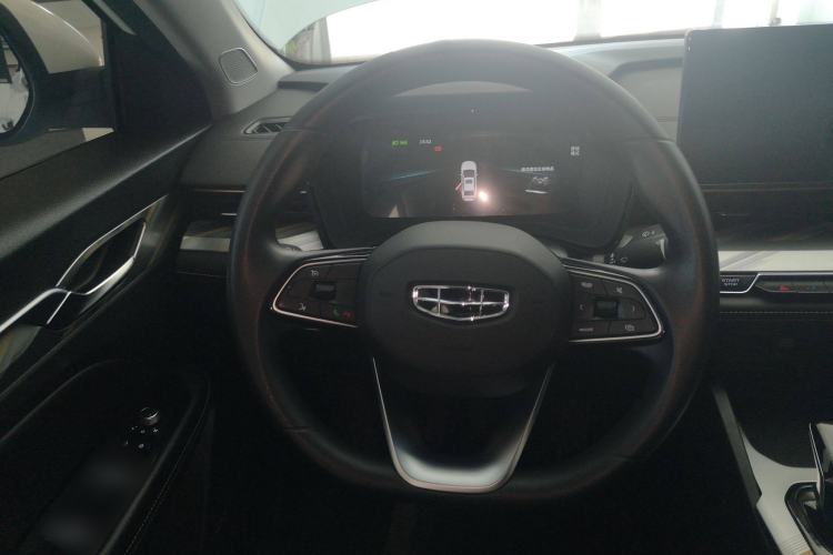 Used Geely Auto Emgrand L HiP 2024 Champion Edition 1.5TD-DHT Pro 100KM Superior Model
