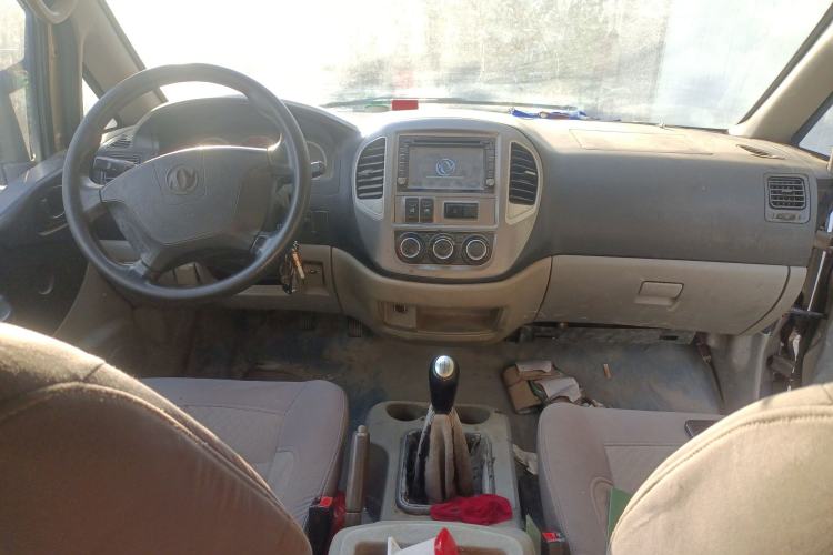 Used FORTHING Lingzhi 2015 M5 Q7 2.0L 7-seat Long-Wheelbase Comfort Model
