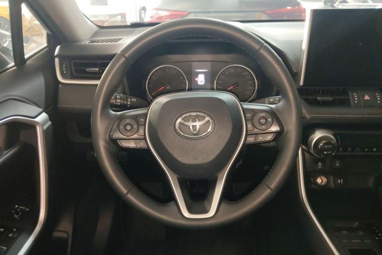 Used Toyota Wildlander 2022 2.0L CVT Two-Wheel Drive Luxury PLUS Edition