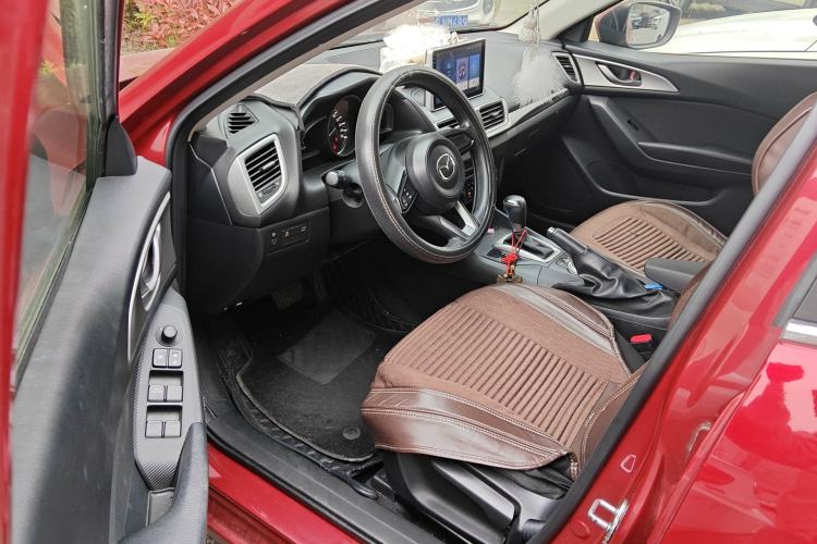 Used Mazda 3 Axela 2017 Sedan 1.5L Automatic Comfort Model Emission Standard China V
