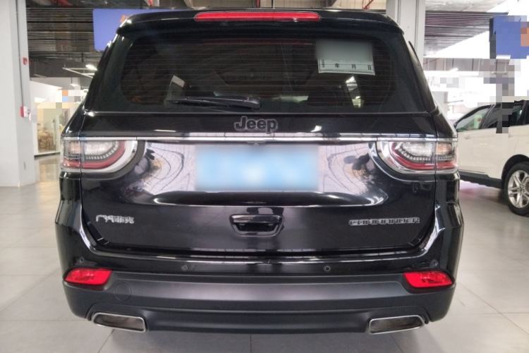 Used Jeep Commander 2018 2.0T Two-Wheel Drive Enjoyment Version China VI Emission Standard
