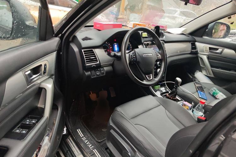 Used Haval H2 2017 Red-Label 1.5T Manual 4x4 Luxury Model