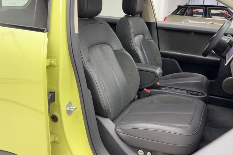 Used firefly 2025 Illuminated Edition
