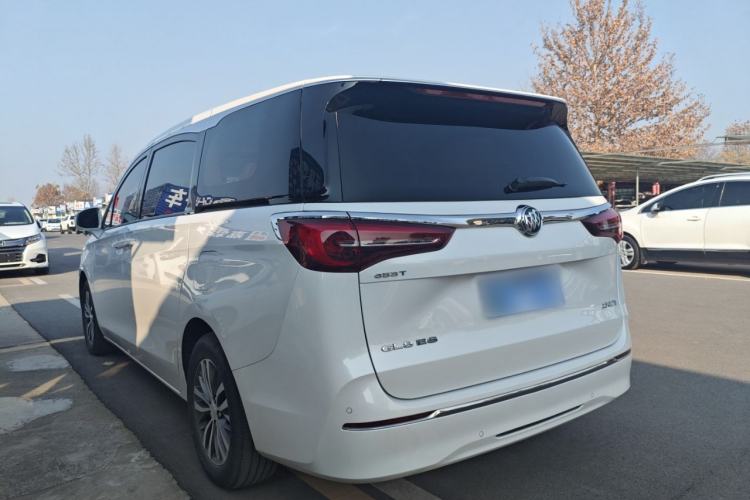 Used Buick GL8 2022 ES Landtrek 653T Comfort Edition