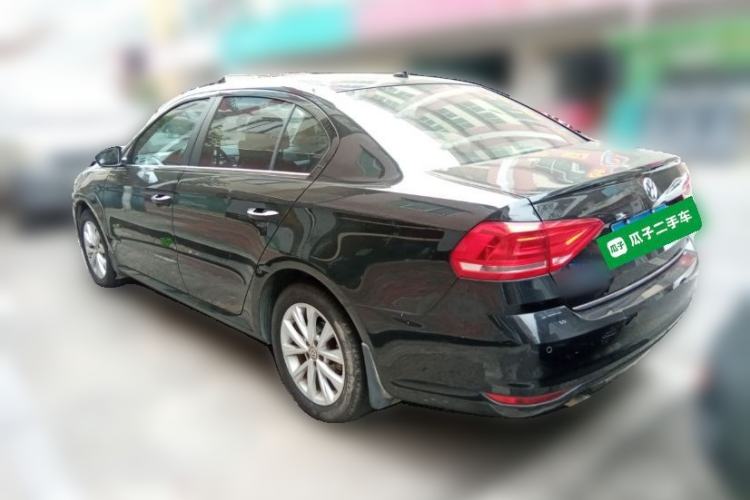 Used Volkswagen Lavida 2015 1.6L Automatic Comfort Edition