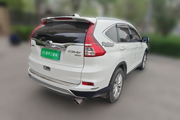 Used Honda CR-V 2015 2.0L two-wheel drive Fashion Edition Rear Right 45 Deg